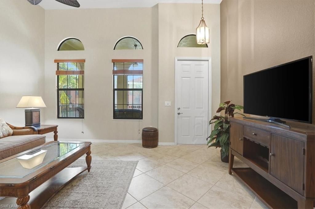 9065 Albion Ln N, Unit 4909, Naples, FL 34113 Photo