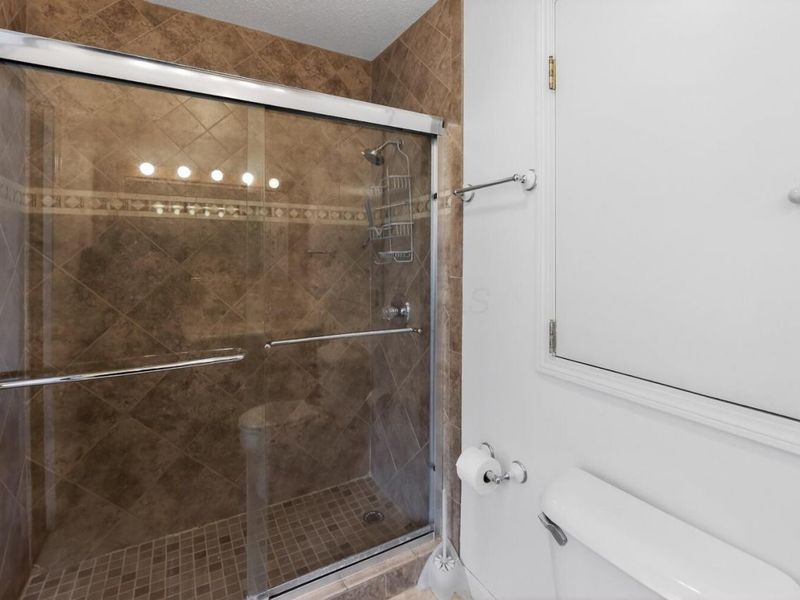 714 Greenbriar Circle, Howard, OH 43028 Photo 14