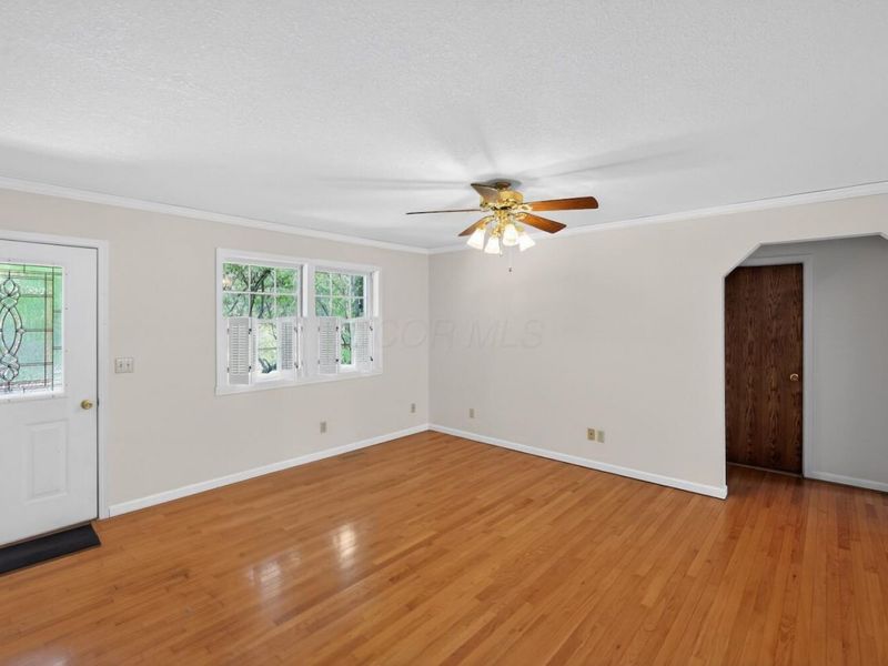 714 Greenbriar Circle, Howard, OH 43028 Photo 3