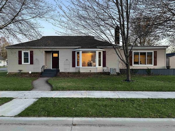 1440 OAK STREET, Wisconsin Rapids, WI 54494