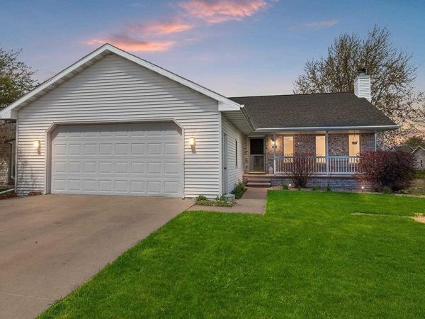 810 KRISTY STREET, Kaukauna, WI 54130