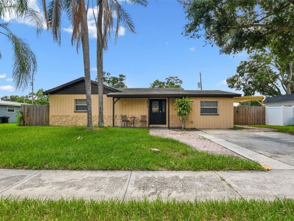 4818 HOLIDAY DRIVE , TAMPA, FL 33615