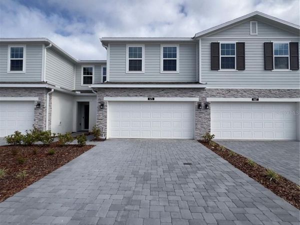 471 THOMPSON VILLAGE AVENUE , APOPKA, FL 32703