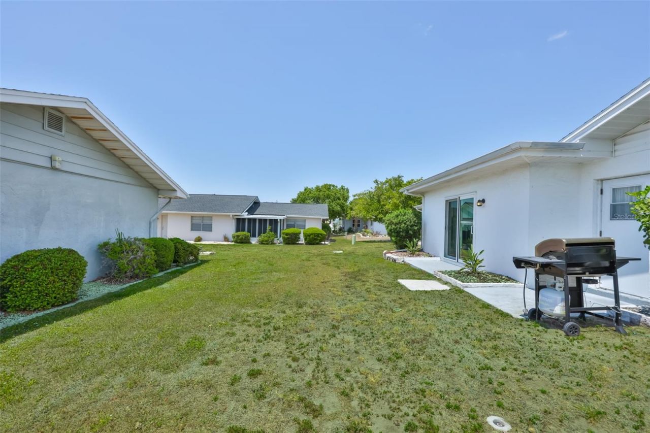 700 Rutgers Place , Sun City Center, FL 33573 Photo