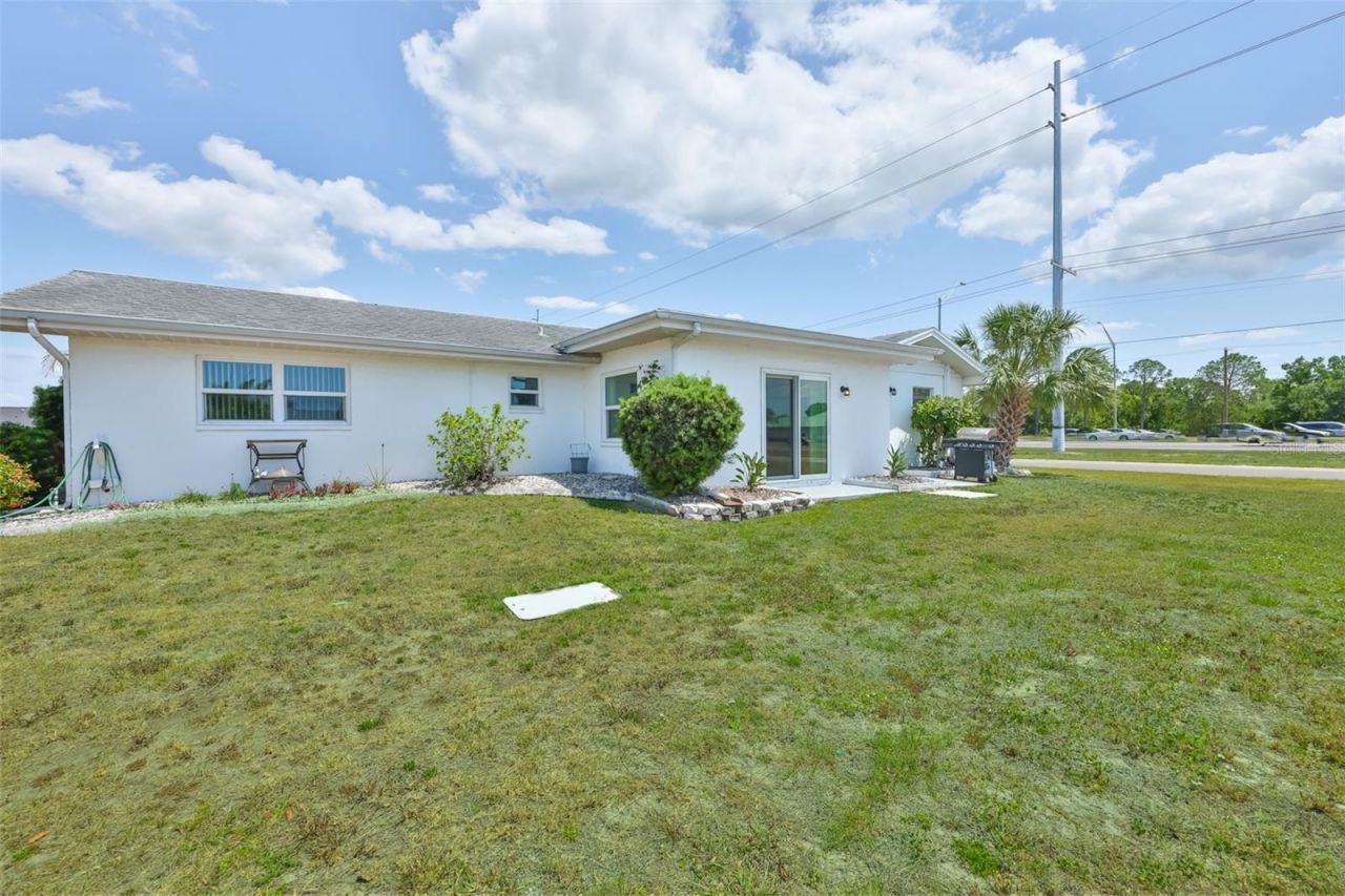 700 Rutgers Place , Sun City Center, FL 33573 Photo