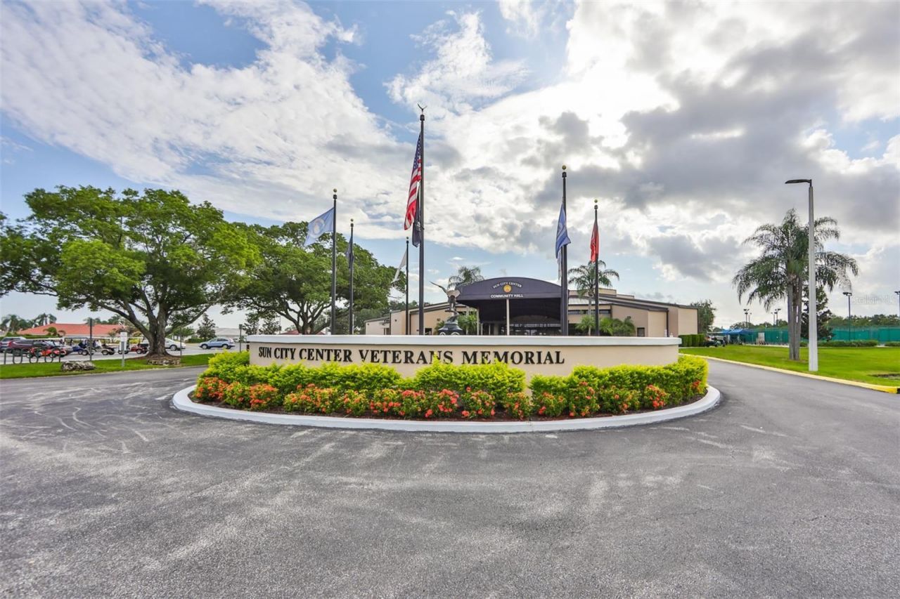 700 Rutgers Place , Sun City Center, FL 33573 Photo