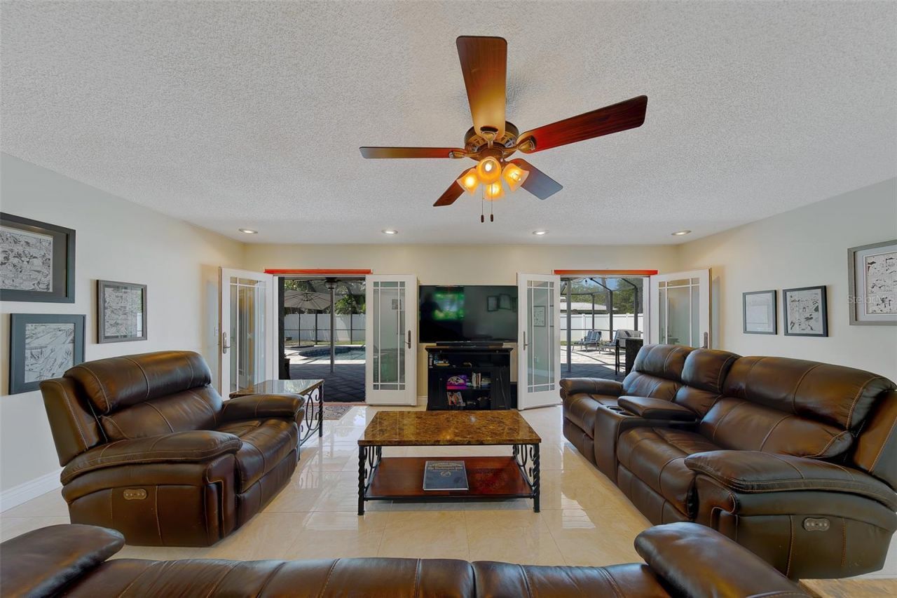 9628 122nd Way, Seminole, FL 33772 Photo