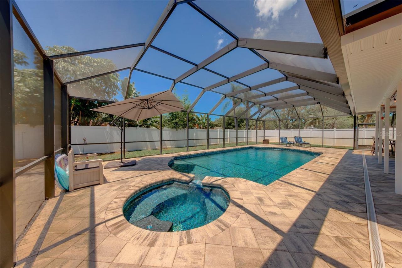9628 122nd Way, Seminole, FL 33772 Photo