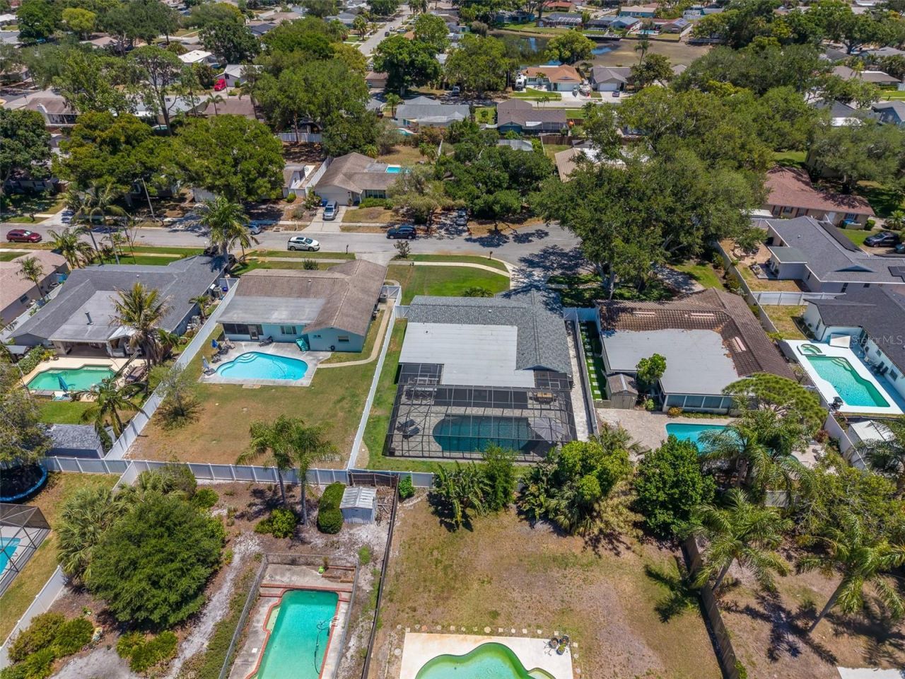 9628 122nd Way, Seminole, FL 33772 Photo