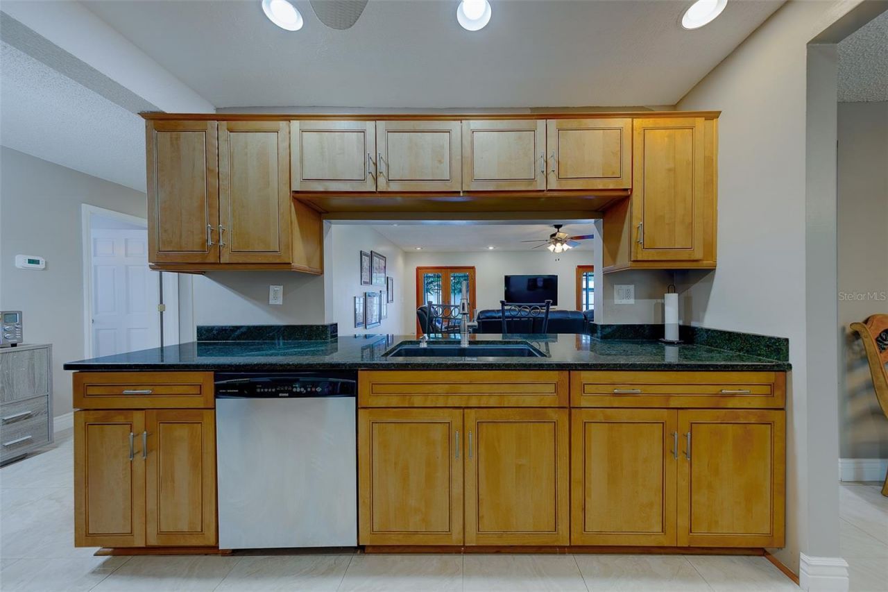 9628 122nd Way, Seminole, FL 33772 Photo