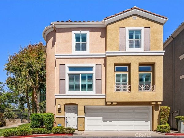 237 Montana del Lago Drive, Rancho Santa Margarita, CA 92688