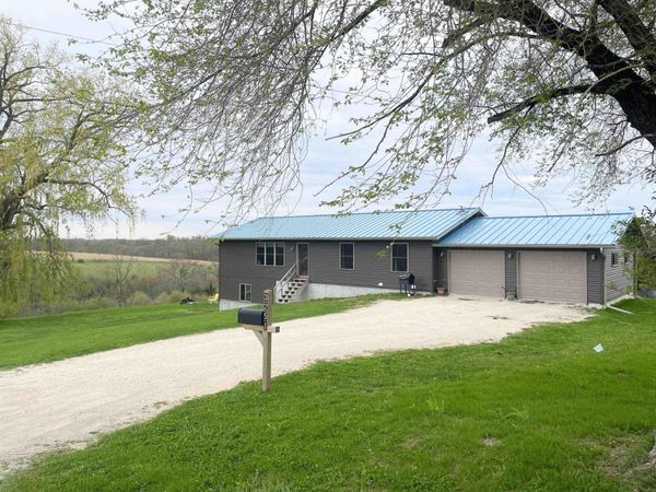 3251 110th Avenue, Decorah, IA 52101