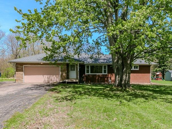 8839 Billings Road , Kirtland, OH 44094