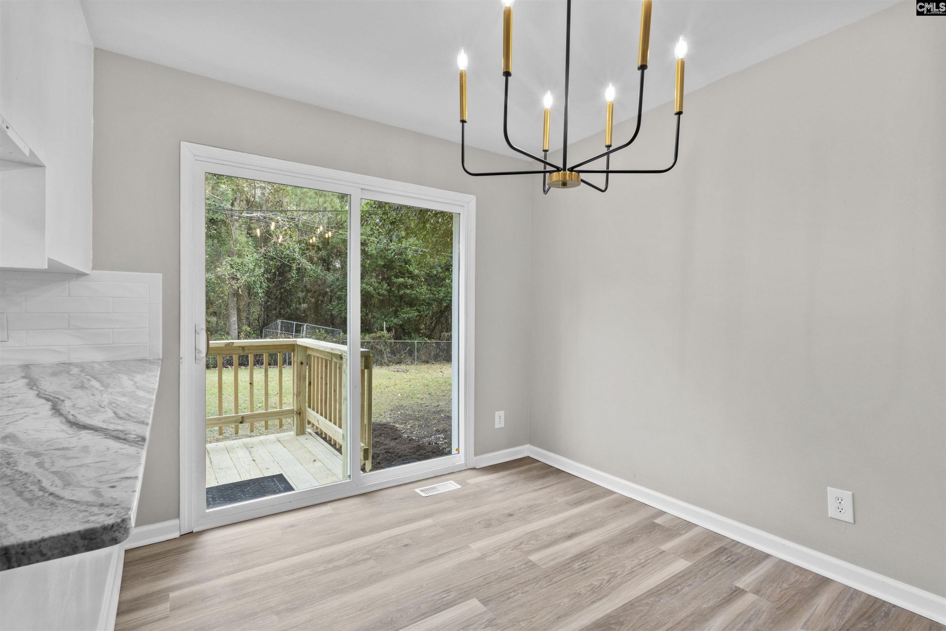 2529 Stonehenge Drive  Photo 9