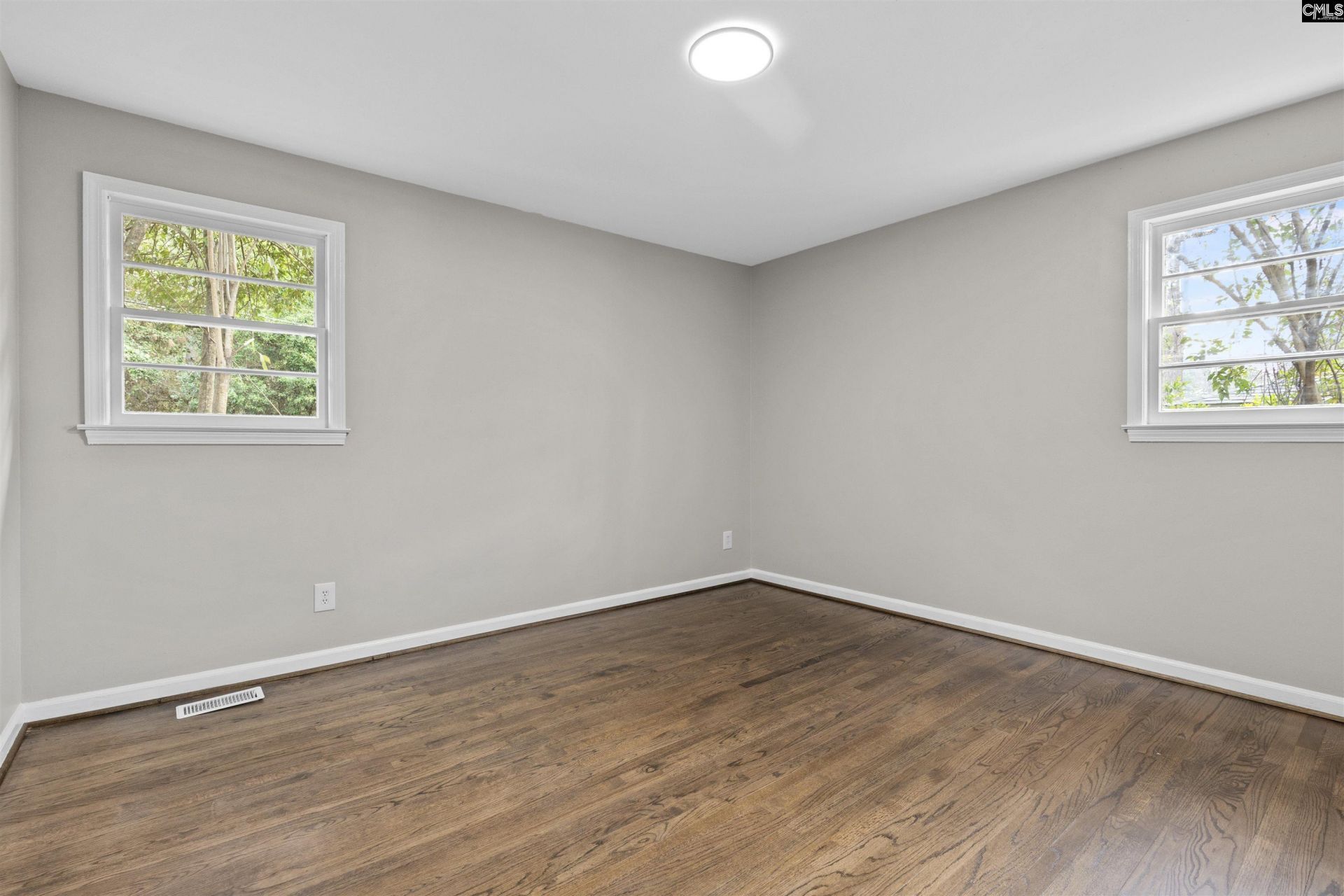 2529 Stonehenge Drive  Photo 16