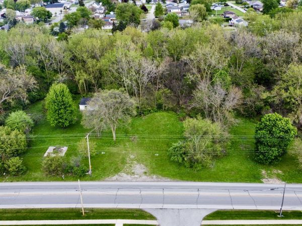 2601 Mechanic Street , Oregon, OH 43616