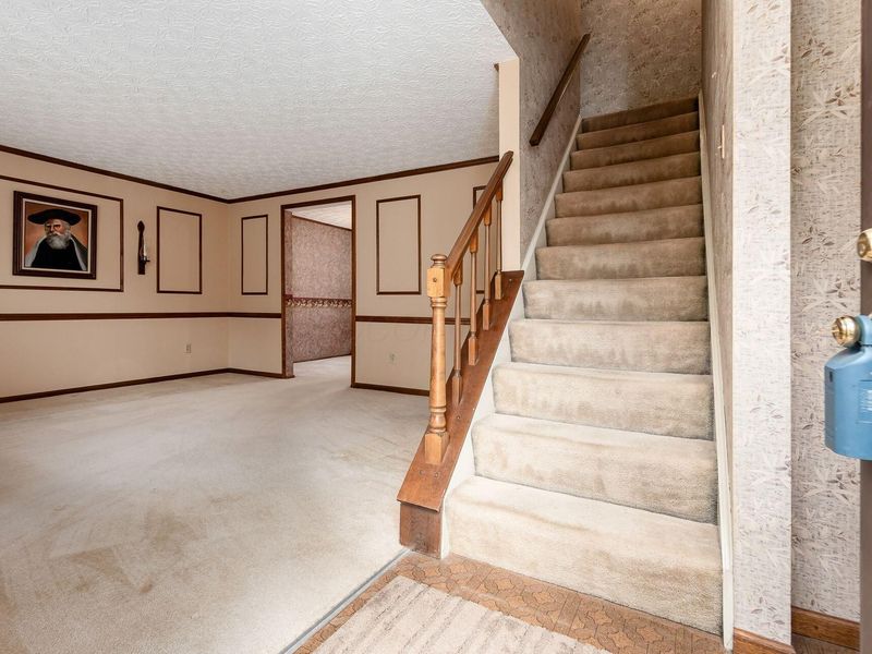 2145 Ladue Drive, Powell, OH 43065 Photo 3