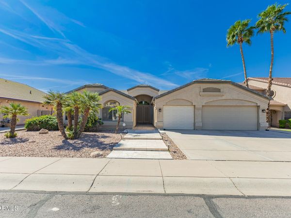 891 E GAIL Drive, Gilbert, AZ 85296