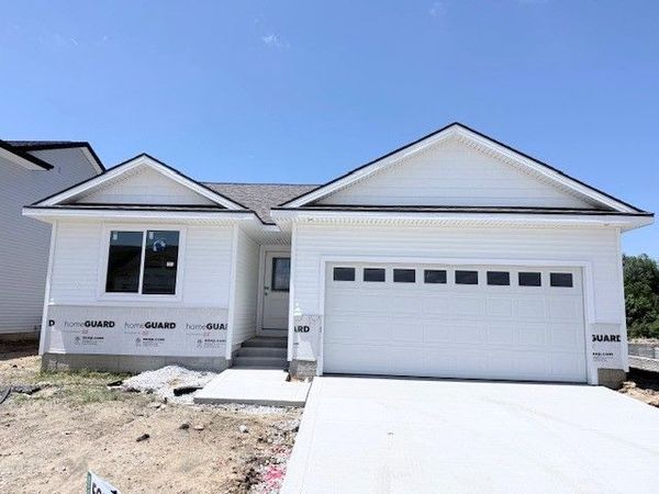 590 NW Rockwood Lane, Grimes, IA 50111