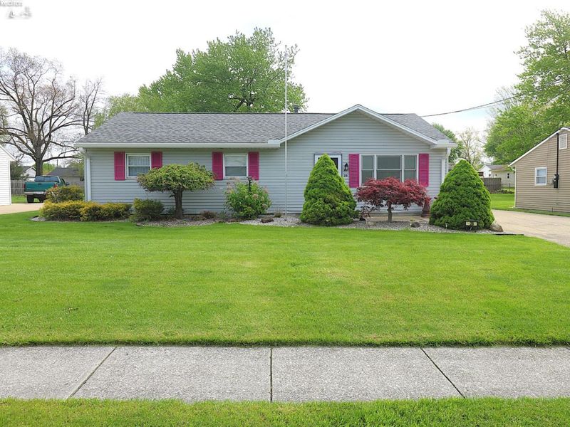 28 Valley Park Drive, Norwalk, OH 44857 Photo 2