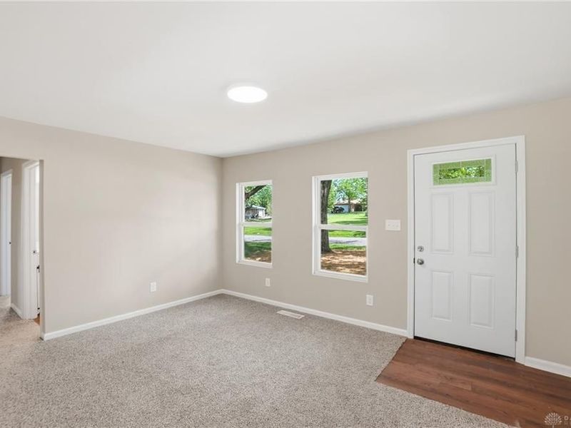 9615 Roberts Drive, Franklin Township, OH 45005 Photo 6