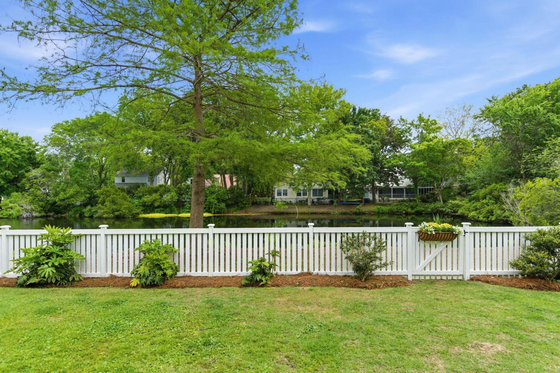 1125 Dawn View Terrace Photo 38