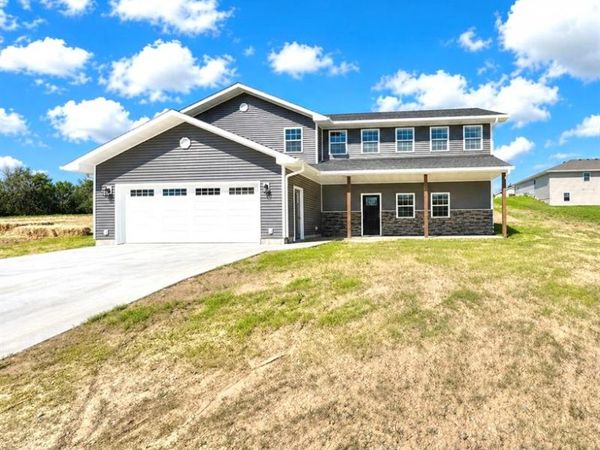 508 Gene Avenue , Palmyra, MO 63461