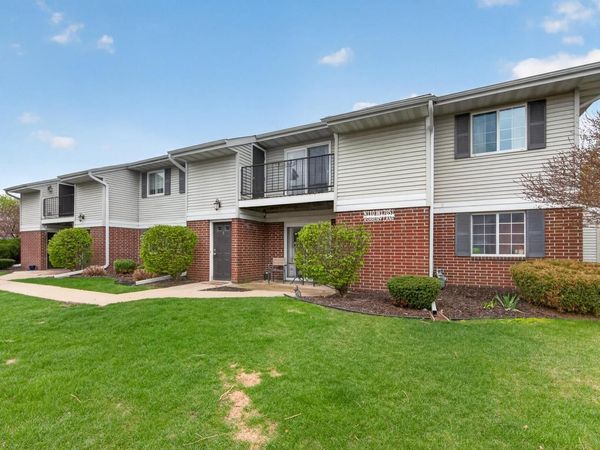N110W17051 Ashbury LANE, Germantown, WI 53022