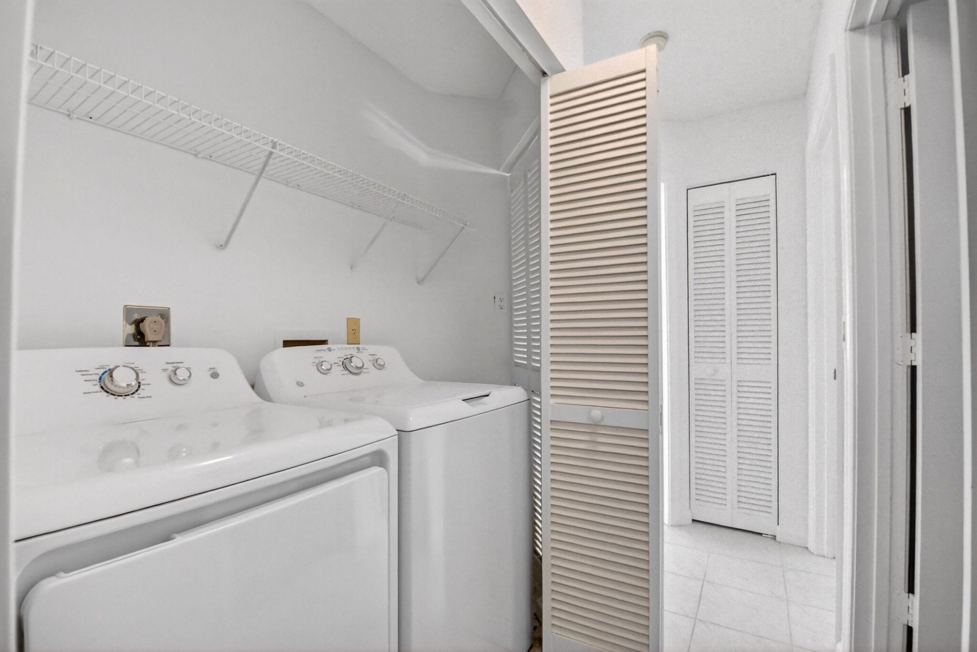 5032 Rose Hill Drive, Unit 3205, Boynton Beach, FL 33437 Photo