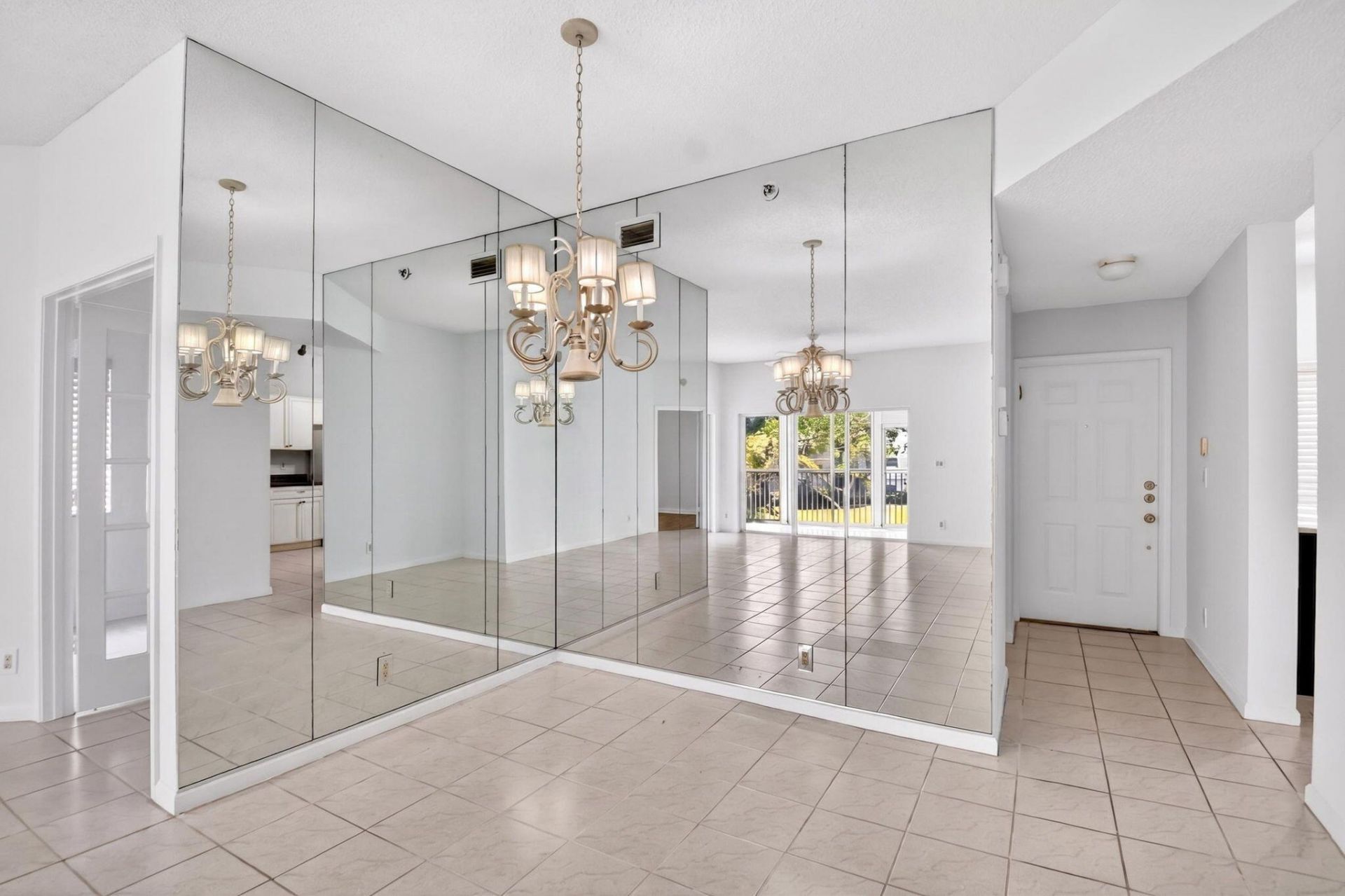 5032 Rose Hill Drive, Unit 3205, Boynton Beach, FL 33437 Photo