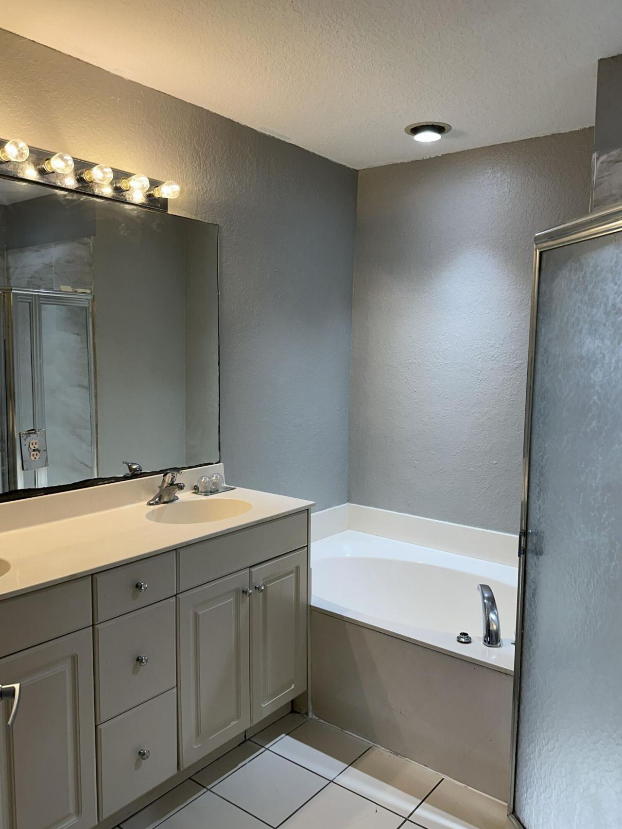 4111 Napoli Lake Drive, West Palm Beach, FL 33410 Photo