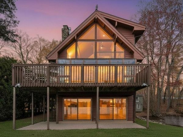 12 Stiles Ave, Spencer, MA 01562