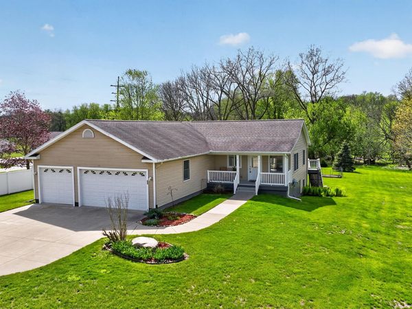 334 Marion Street, Jackson, MI 49203