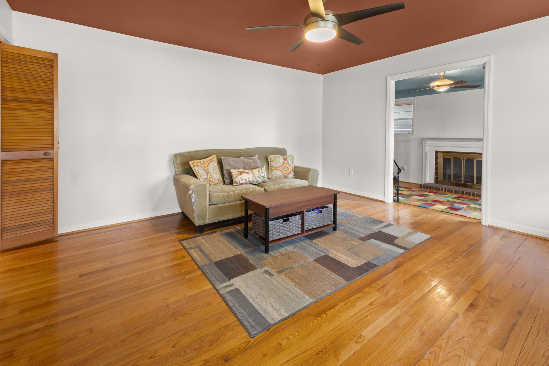 1409 Kentwood Circle Photo 1