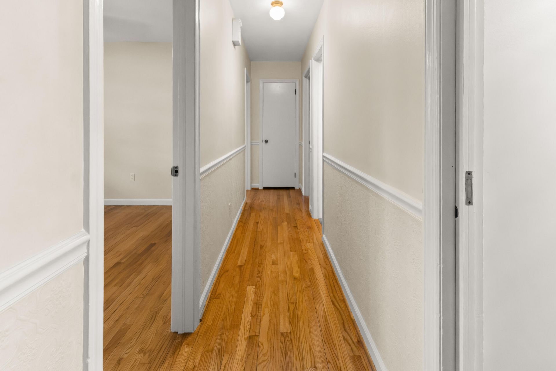 1409 Kentwood Circle Photo 11