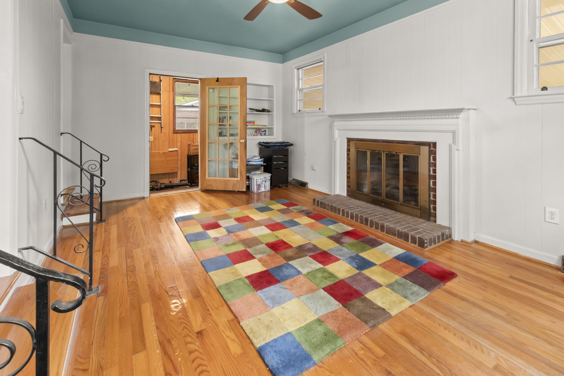 1409 Kentwood Circle Photo 4
