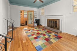 1409 Kentwood Circle photo 4