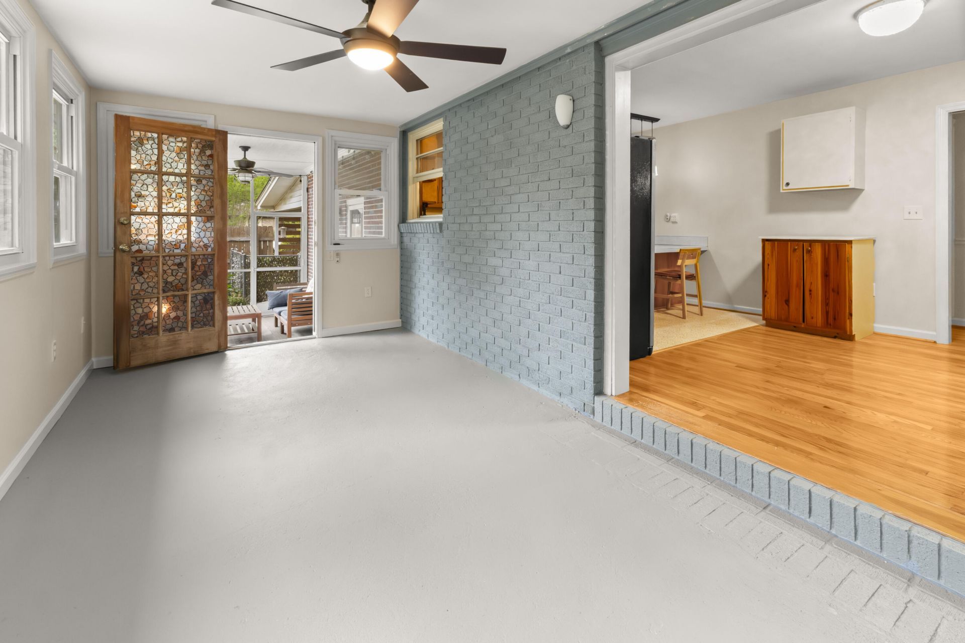1409 Kentwood Circle Photo 8