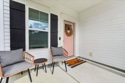 281 Saxony Loop photo 4