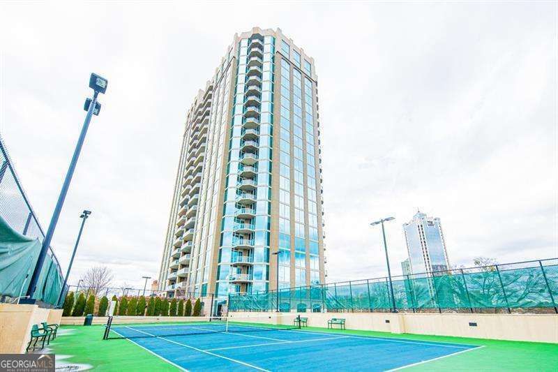 2795 Peachtree Road, Unit 1909, Atlanta, GA 30305 Main Photo