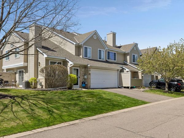 2200 Ranchview Lane N, Unit 136, Plymouth, MN 55447