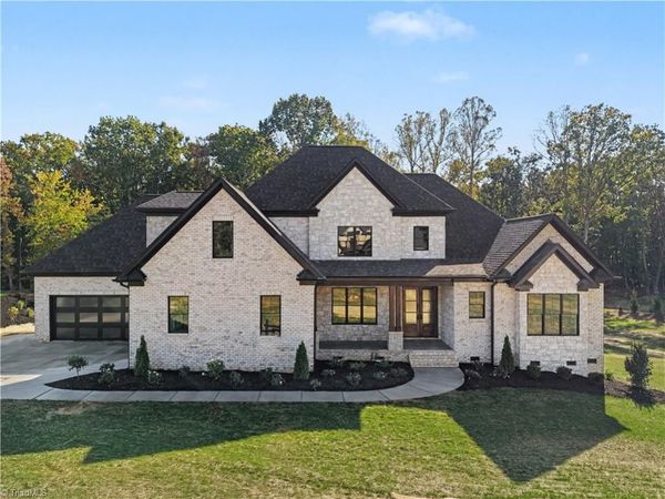7603 Pemberley Drive, Oak Ridge, NC 27310