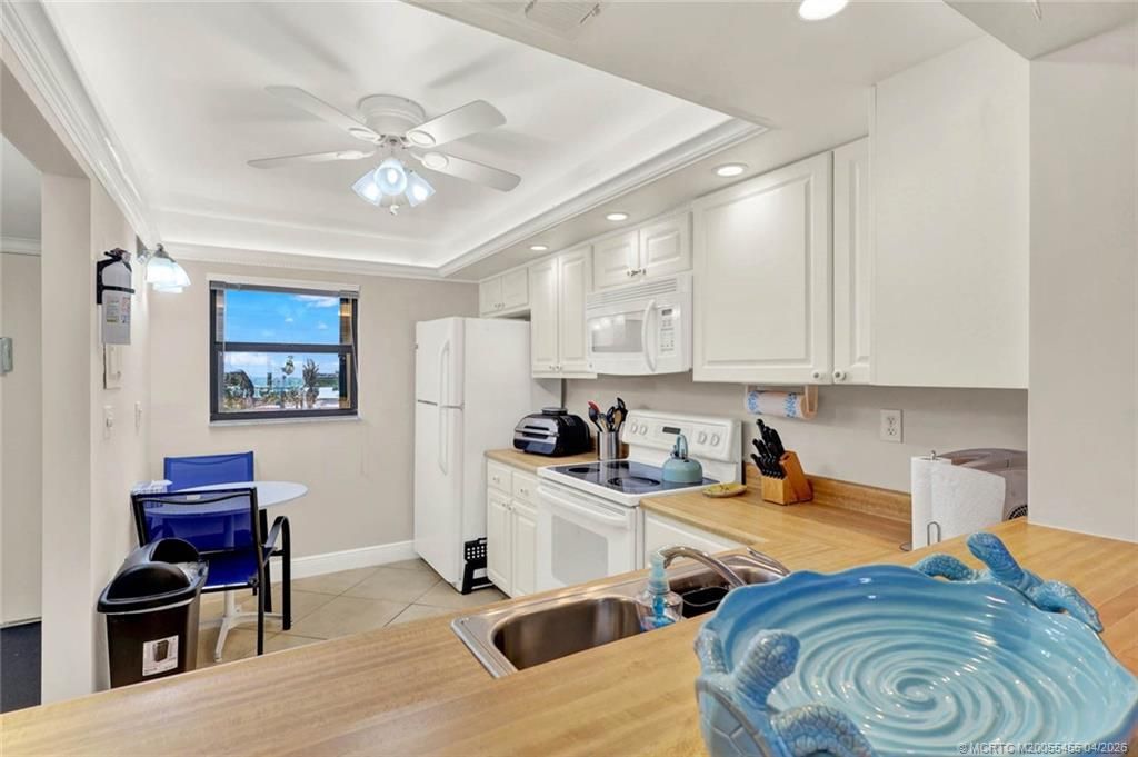 9400 S Ocean Drive, Unit B-503, Jensen Beach, FL 34957 Photo