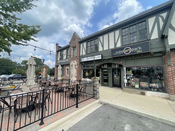 28w579 Stafford Place , Unit 1, Warrenville, IL 60555