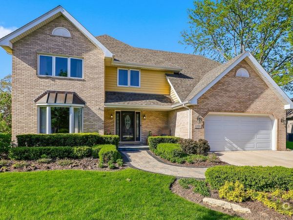 1206 Arbor Drive, Lemont, IL 60439