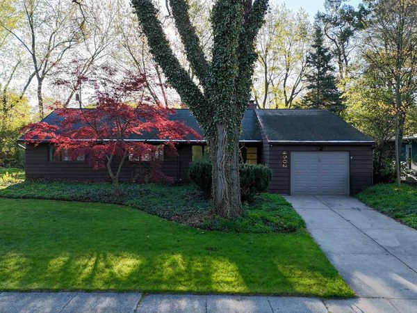 4502 Concord Street, Midland, MI 48642