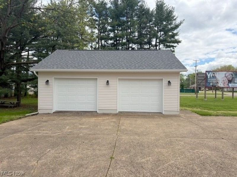 2193 E High Avenue, New Philadelphia, OH 44663 Photo 26