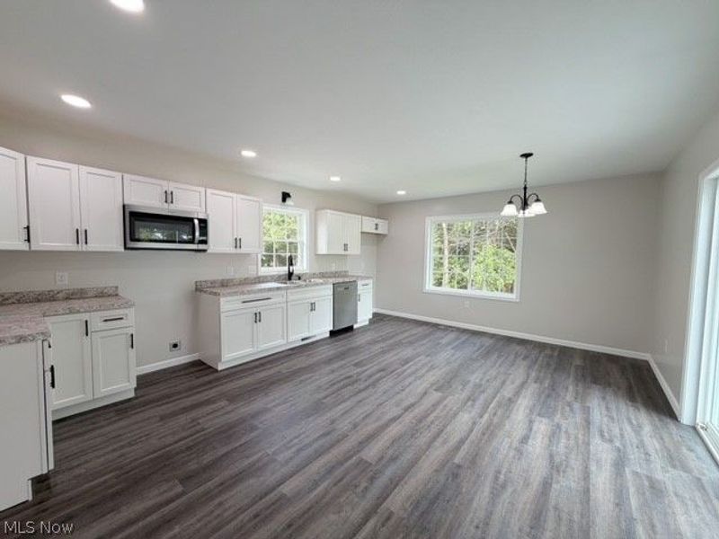 2193 E High Avenue, New Philadelphia, OH 44663 Photo 6