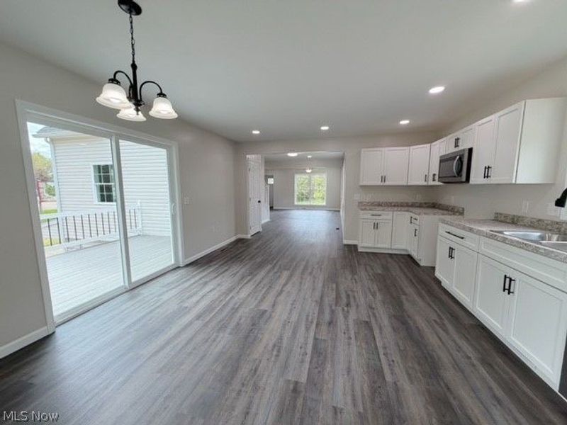 2193 E High Avenue, New Philadelphia, OH 44663 Photo 8