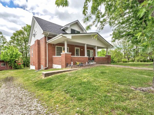 650 Old U.S. 60 , Olive Hill, KY 41164